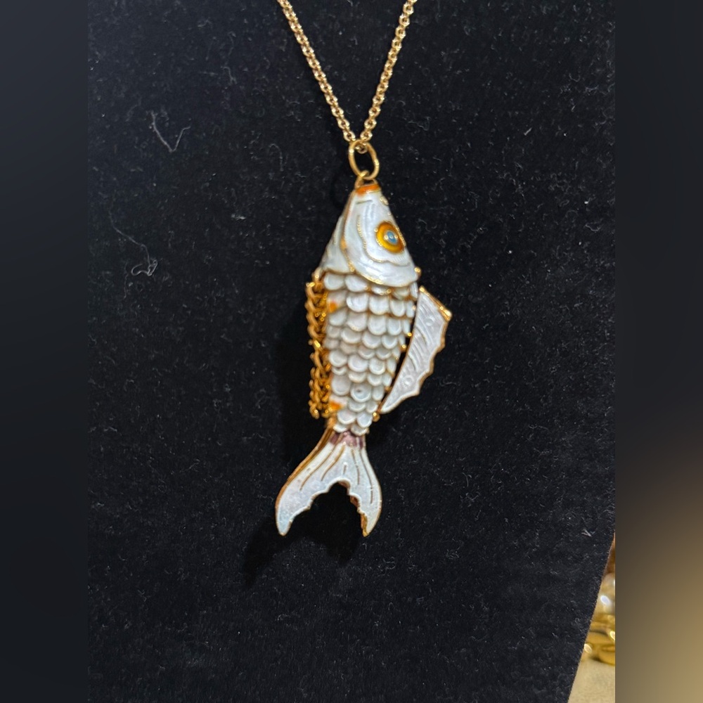 Articulated gold fish necklace enamel with a gold chain 16”
